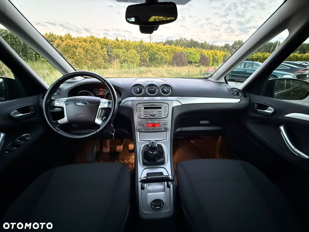 Ford Galaxy - 6
