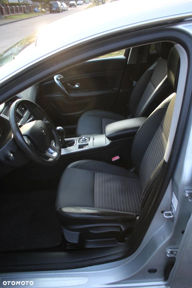 Renault Latitude - 21