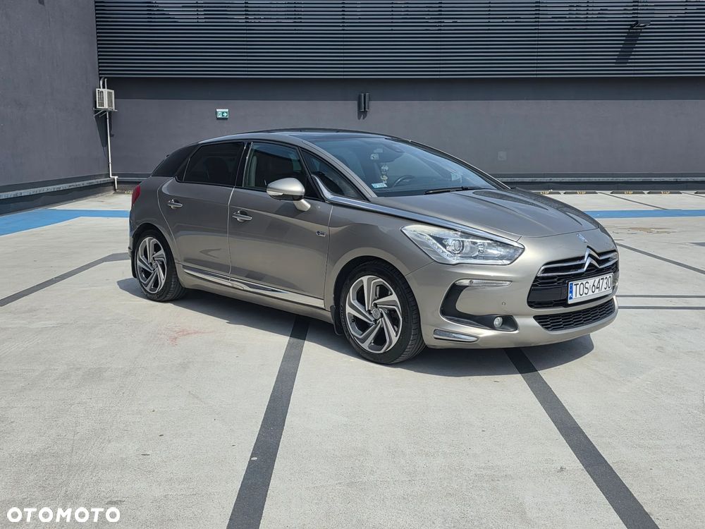 Citroën DS5 2.0 HDi Hybrid4 SportChic MCP - 4