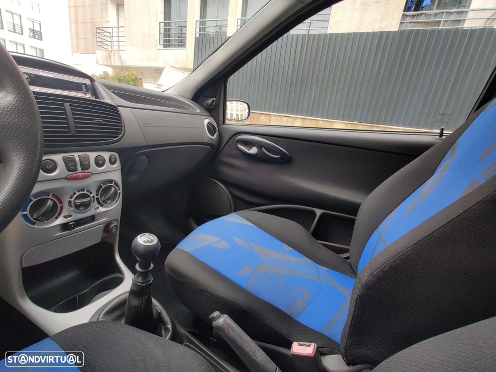 Fiat Punto 1.2 60 Sound - 21
