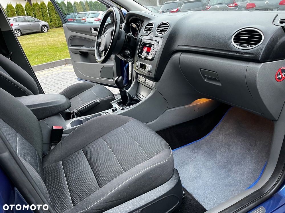 Ford Focus 1.8 Titanium - 20