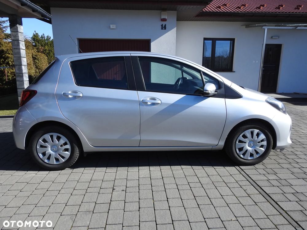 Toyota Yaris 1.0 Active EU6 - 29