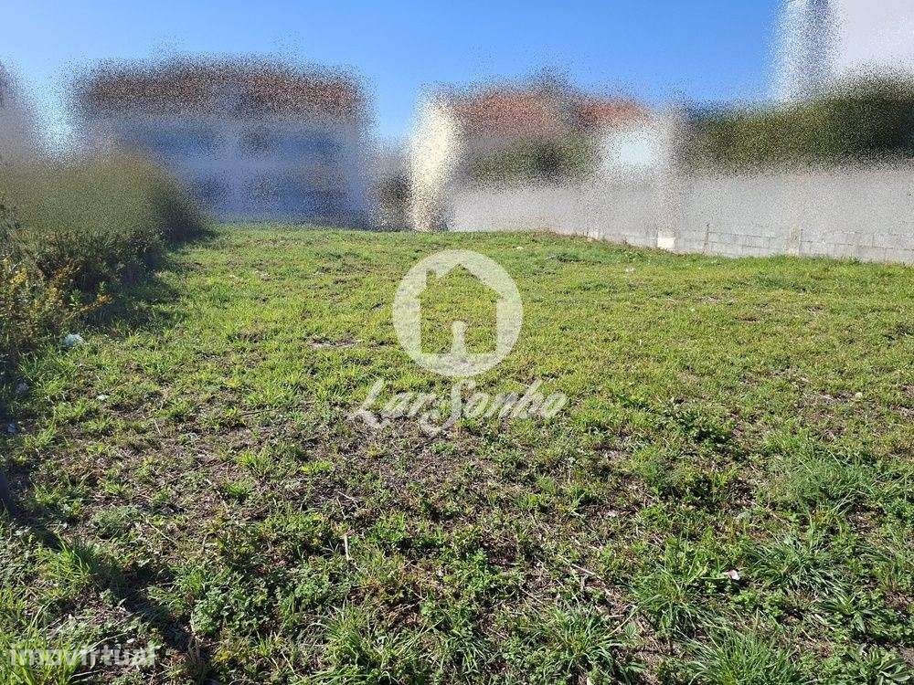 Lote para moradia Geminada de 392,5m2 em Avioso (Sta. Maria), Maia - Grande imagem: 4/8