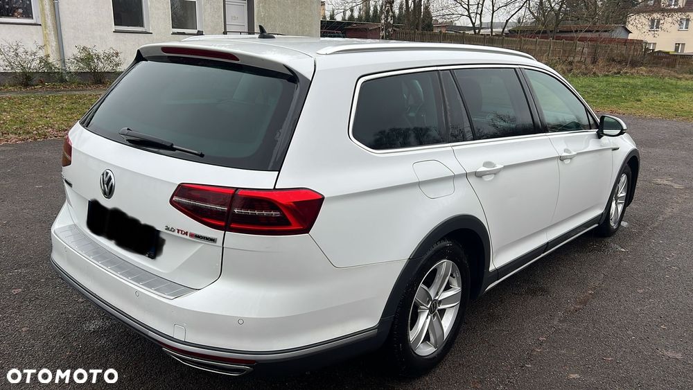 Volkswagen Passat 2.0 TDI SCR DSG Highline - 3