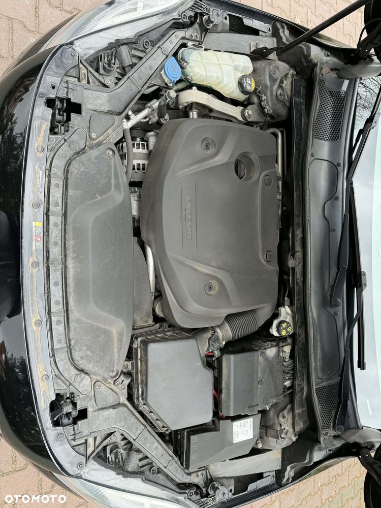 Volvo V40 D2 Geartronic Momentum - 17