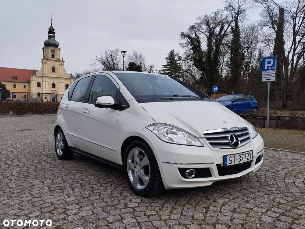 Mercedes-Benz Klasa A 160 CDI Elegance DPF BlueEFFICIENCY - 3