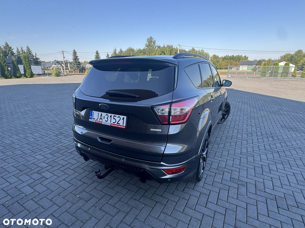 Ford Kuga - 5