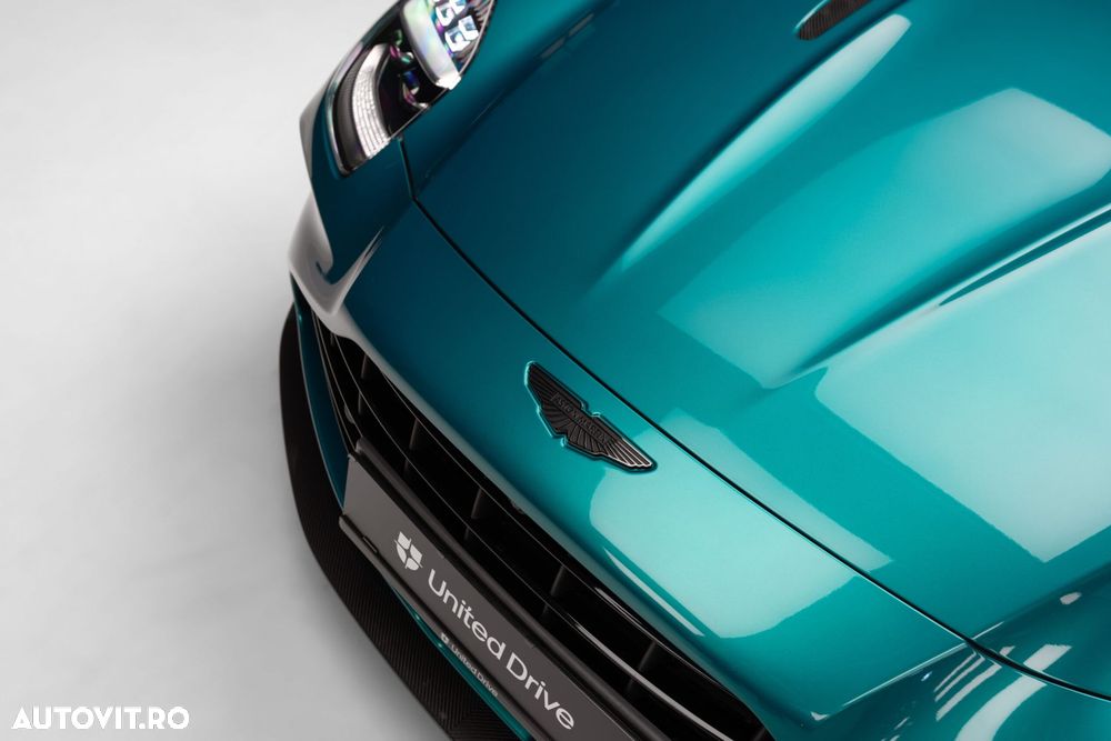 Aston Martin V8 Vantage - 6