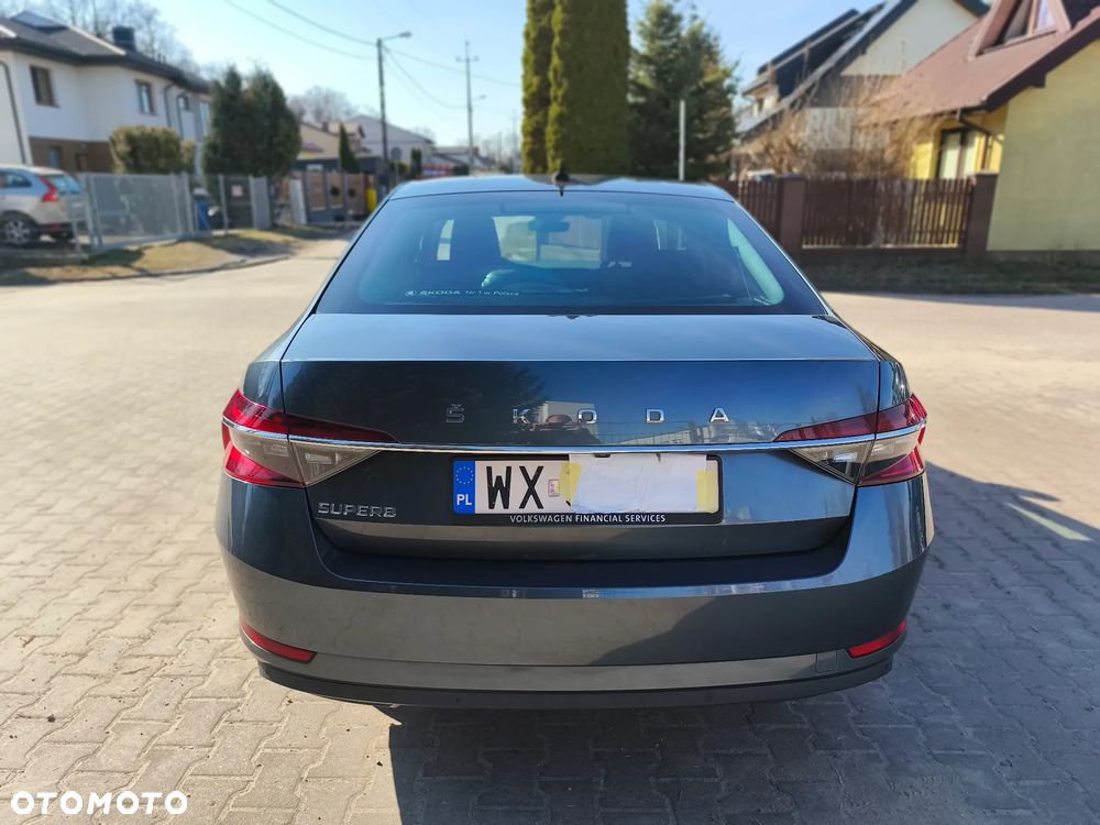 Skoda Superb ver-2-0-tdi-ambition - 9
