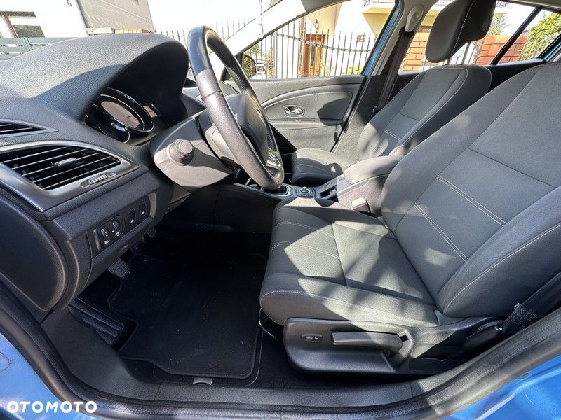Renault Megane - 13