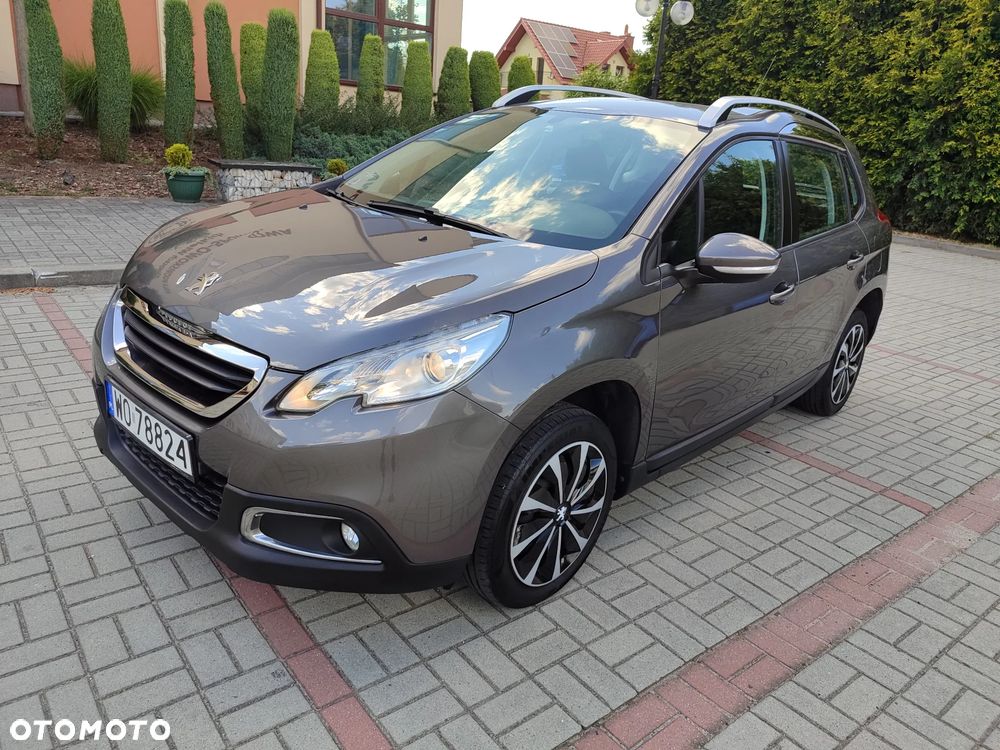 Peugeot 2008 PureTech 82 Allure - 16