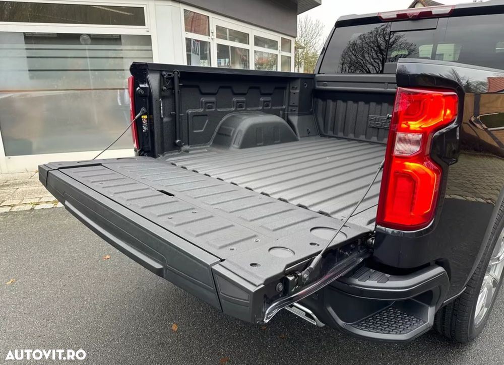 Chevrolet Silverado - 10