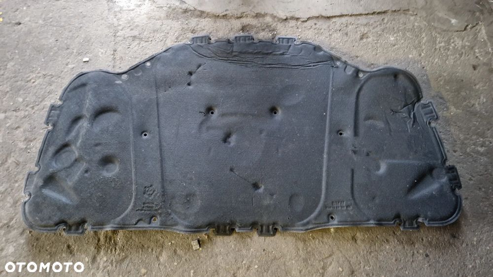 BMW E60 E61 WYCISZENIE MASKI - 1