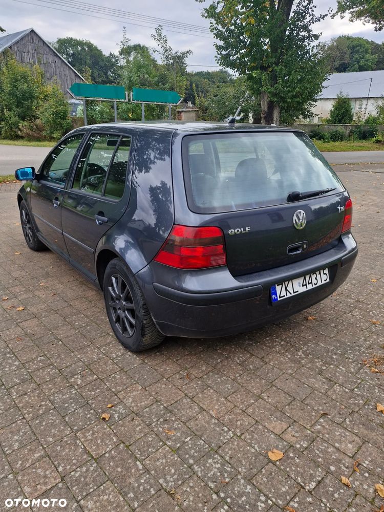 Volkswagen Golf 1.6 Comfortline - 9