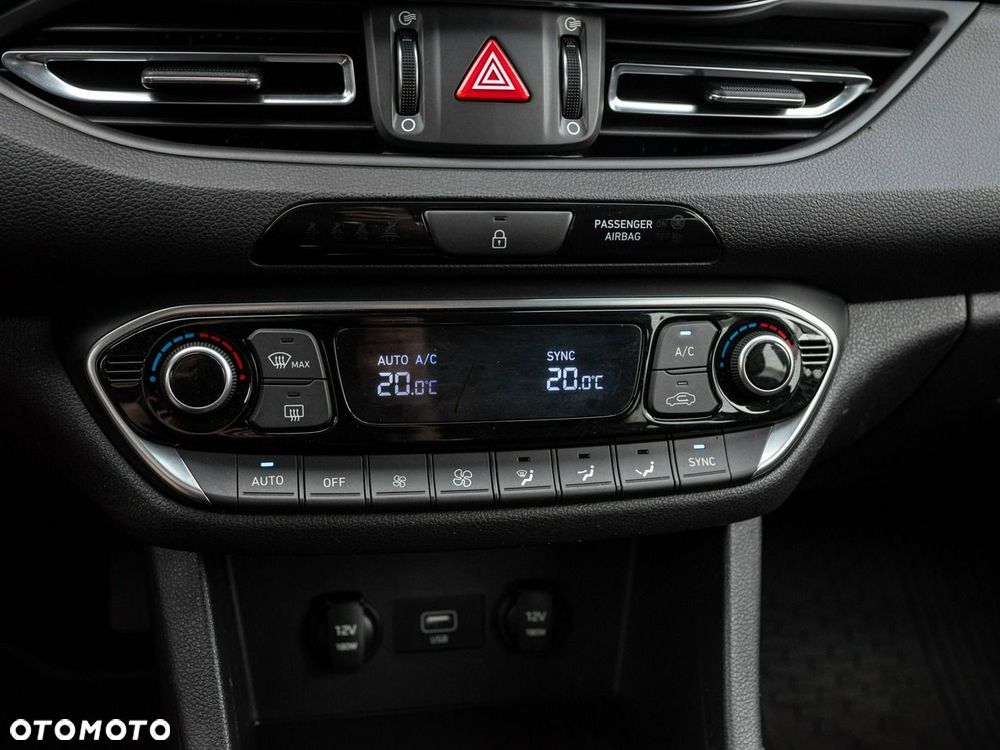 Hyundai i30 1.5 DPI Comfort - 15