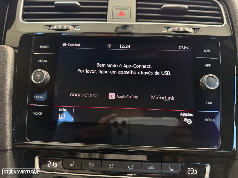 VW Golf 2.0 TSI GTI DSG Performance - 36
