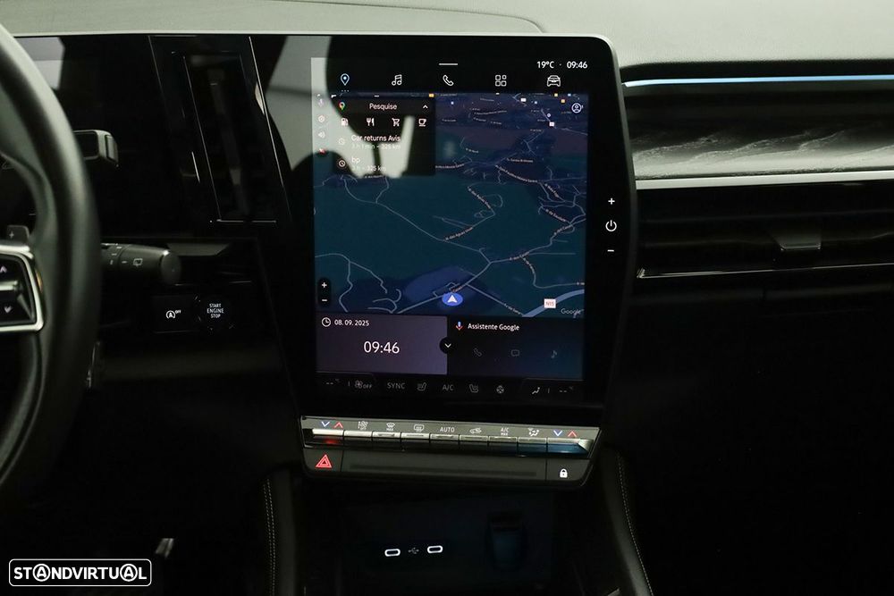 Renault Austral 1.3 Mild Hybrid Iconic Auto - 9