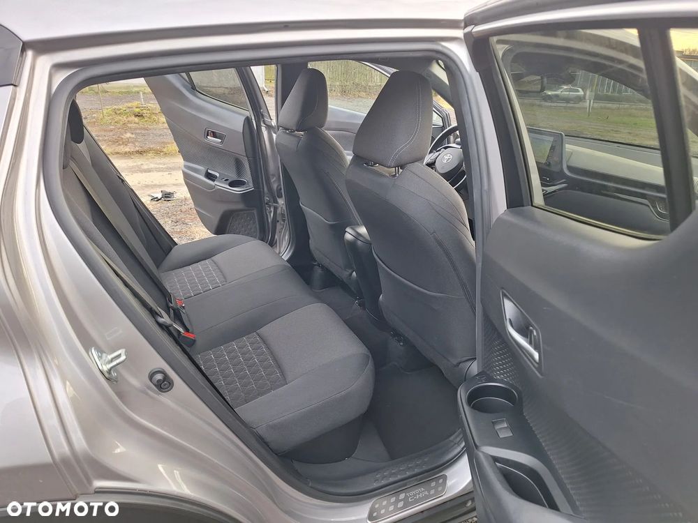 Toyota C-HR 1.8 Hybrid Prestige - 26