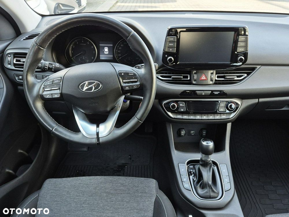 Hyundai i30 1.5 T-GDI 48V Smart DCT - 18
