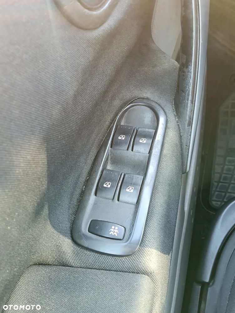 Renault Megane 1.6 Confort Expression - 27