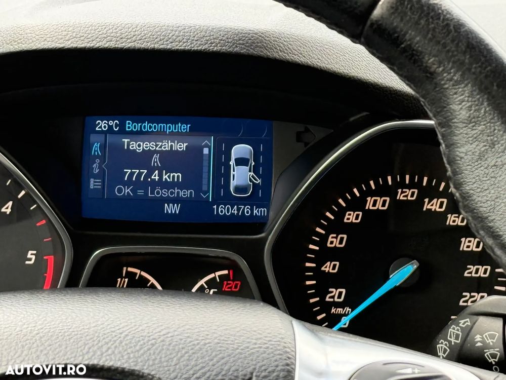 Ford Kuga - 21