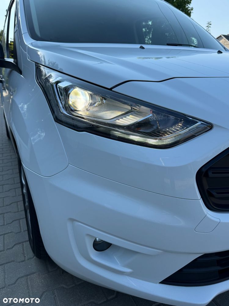 Ford Transit Connect - 22