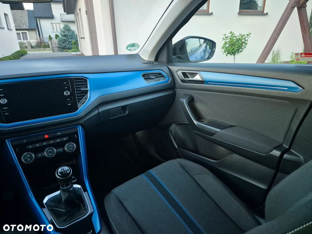 Volkswagen T-Roc 1.5 TSI OPF ACTIVE - 8