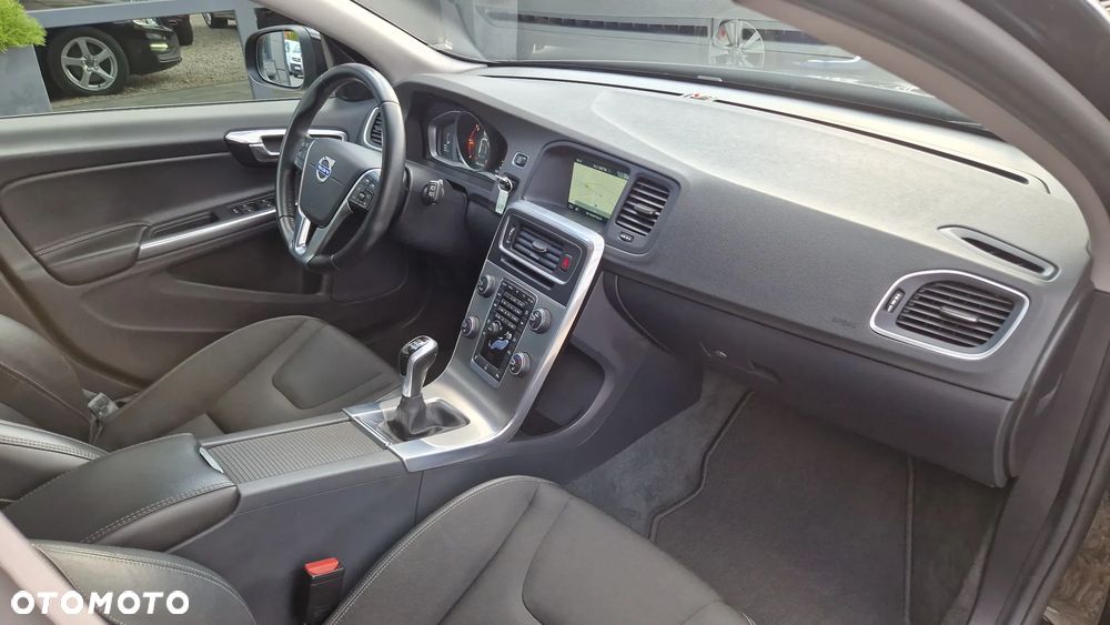 Volvo V60 D2 Kinetic - 15