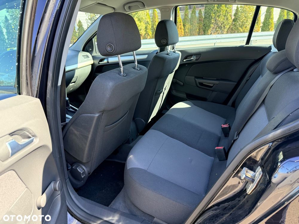 Opel Astra 1.6 Edition 111 Jahre - 21