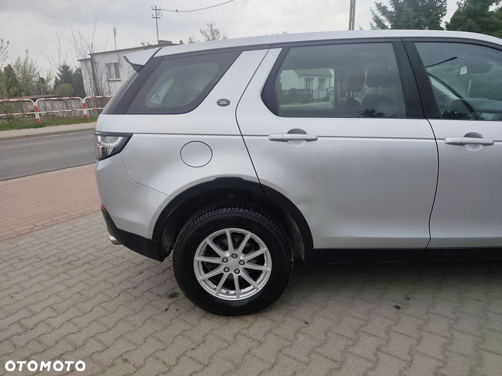 Land Rover Discovery Sport D150 HSE - 6