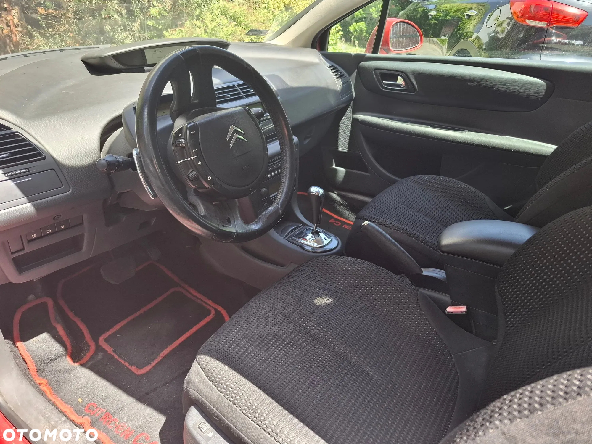 Citroën C4 Coupe 1.6 HDi FAP EGS6 VTR Plus - 26