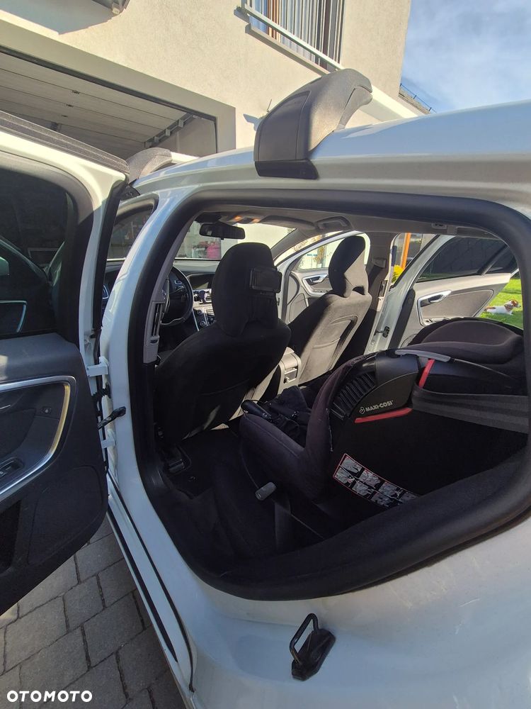 Volvo V60 D2 - 10