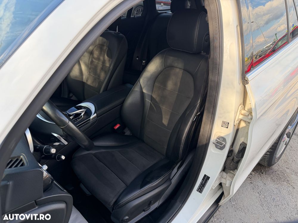 Mercedes-Benz GLC 250 d 4MATIC 9G-TRONIC AMG Line - 13