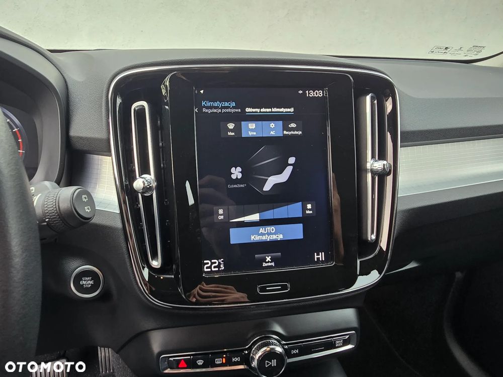 Volvo XC 40 T3 Momentum - 10