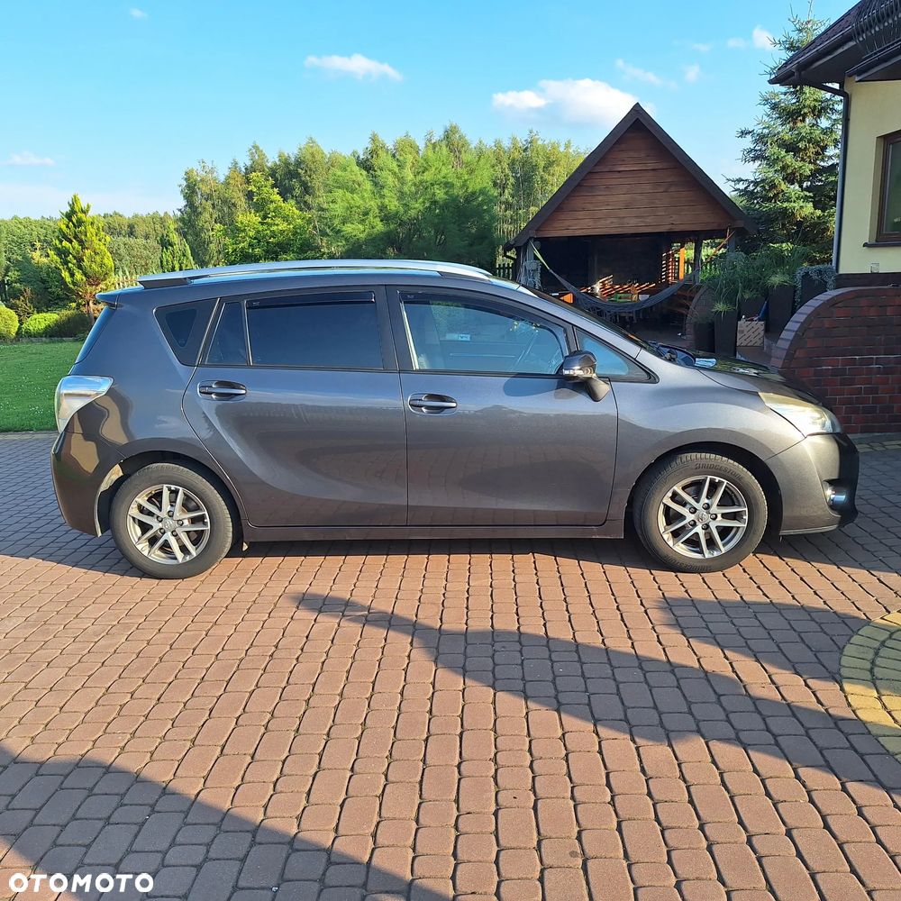Toyota Verso 1.8 Premium 7os EU6 - 15