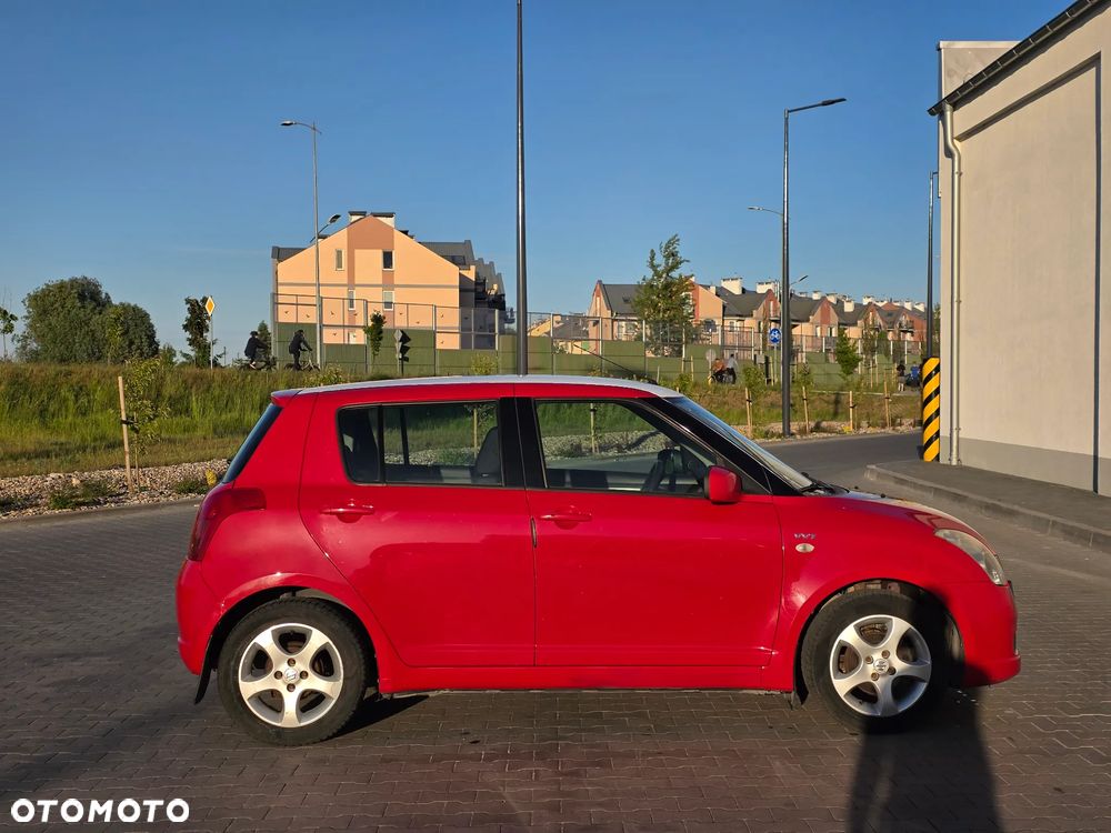Suzuki Swift 1.5 Comfort - 33
