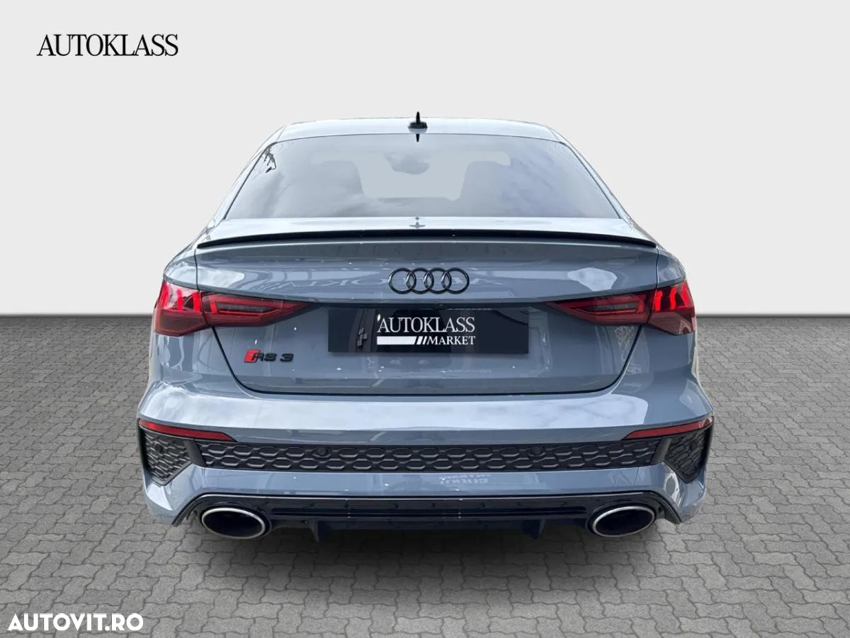 Audi RS3 TFSI quattro S tronic - 7