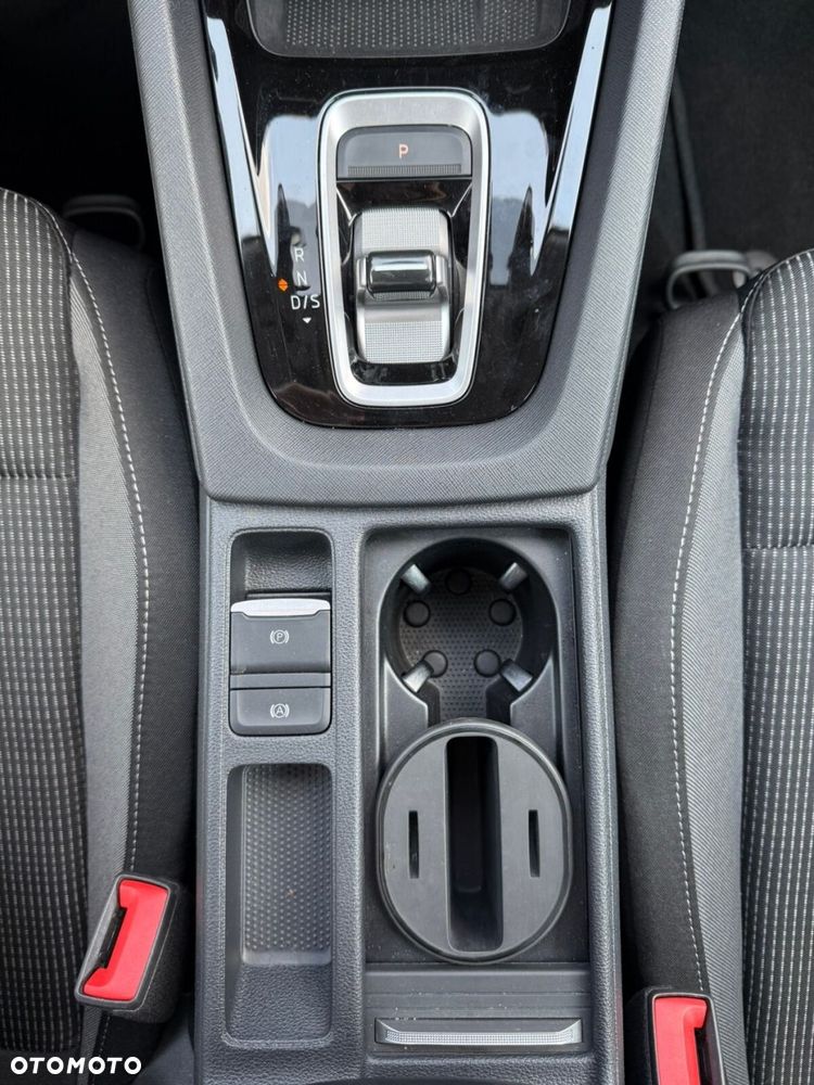 Skoda Octavia 1.5 TSI mHEV Selection DSG - 25