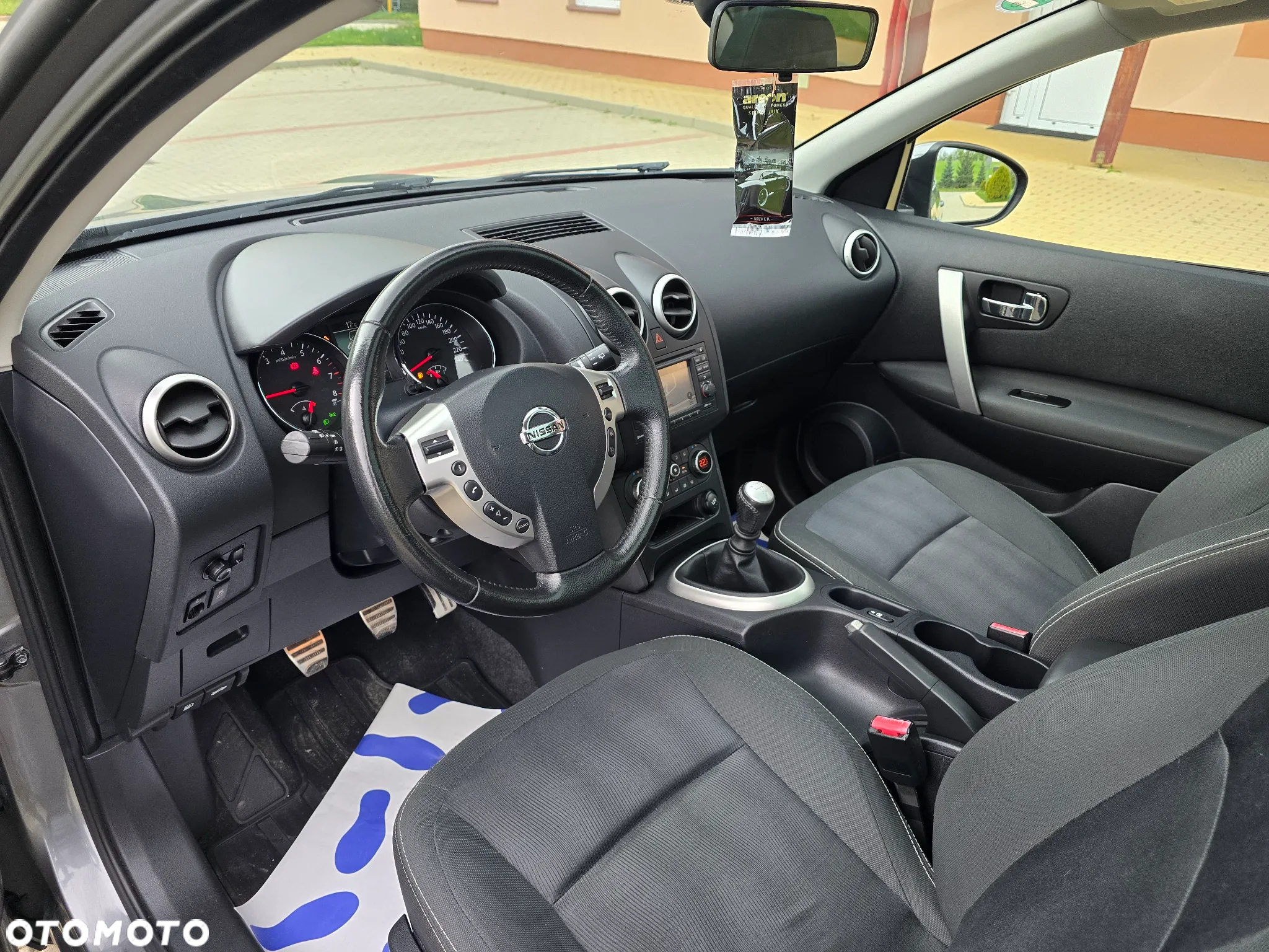Nissan Qashqai 2.0 Visia - 16