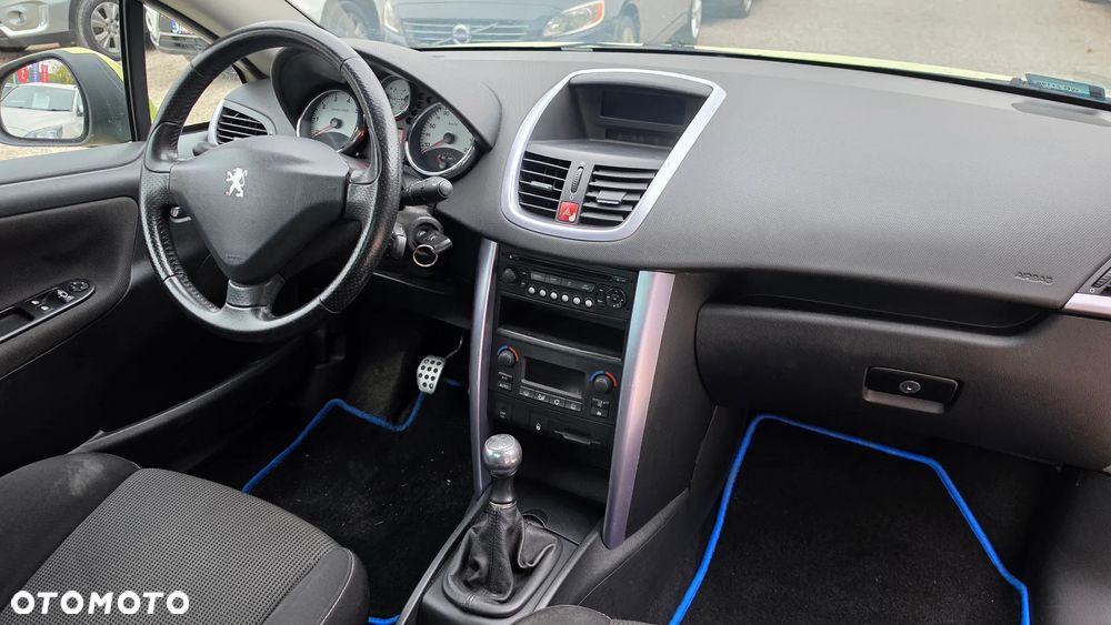 Peugeot 207 1.6 Turbo Platinum - 23