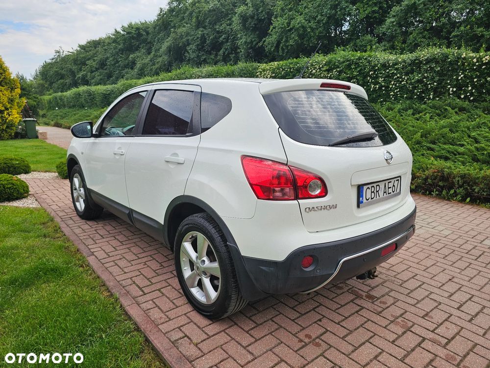 Nissan Qashqai 2.0 4x4 Tekna - 3