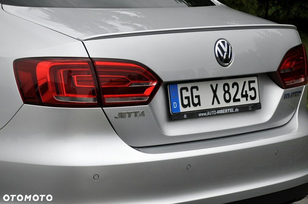 Volkswagen Jetta 1.4 Hybrid DSG Highline - 16