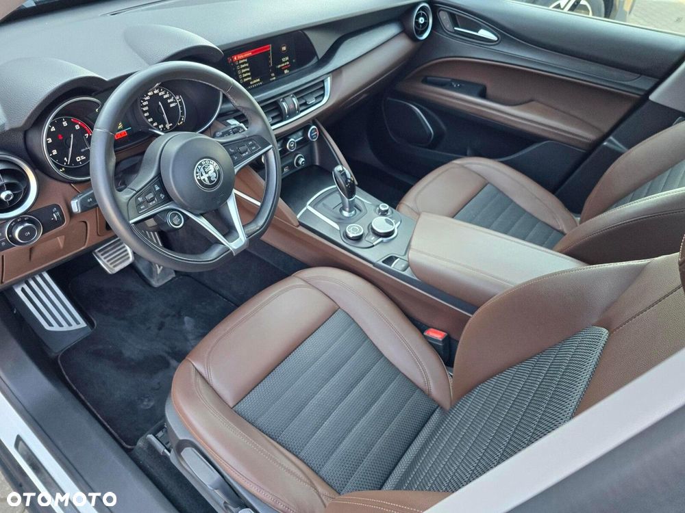 Alfa Romeo Stelvio 2.0 Turbo Super Q4 - 12