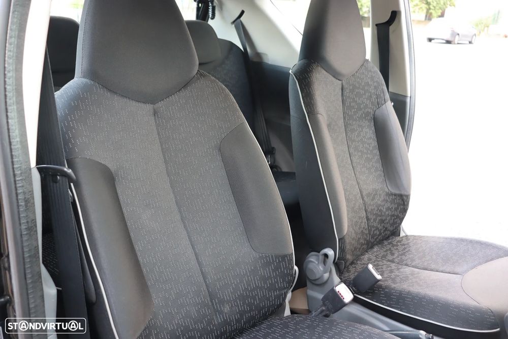 Peugeot 107 1.0 Trendy - 18
