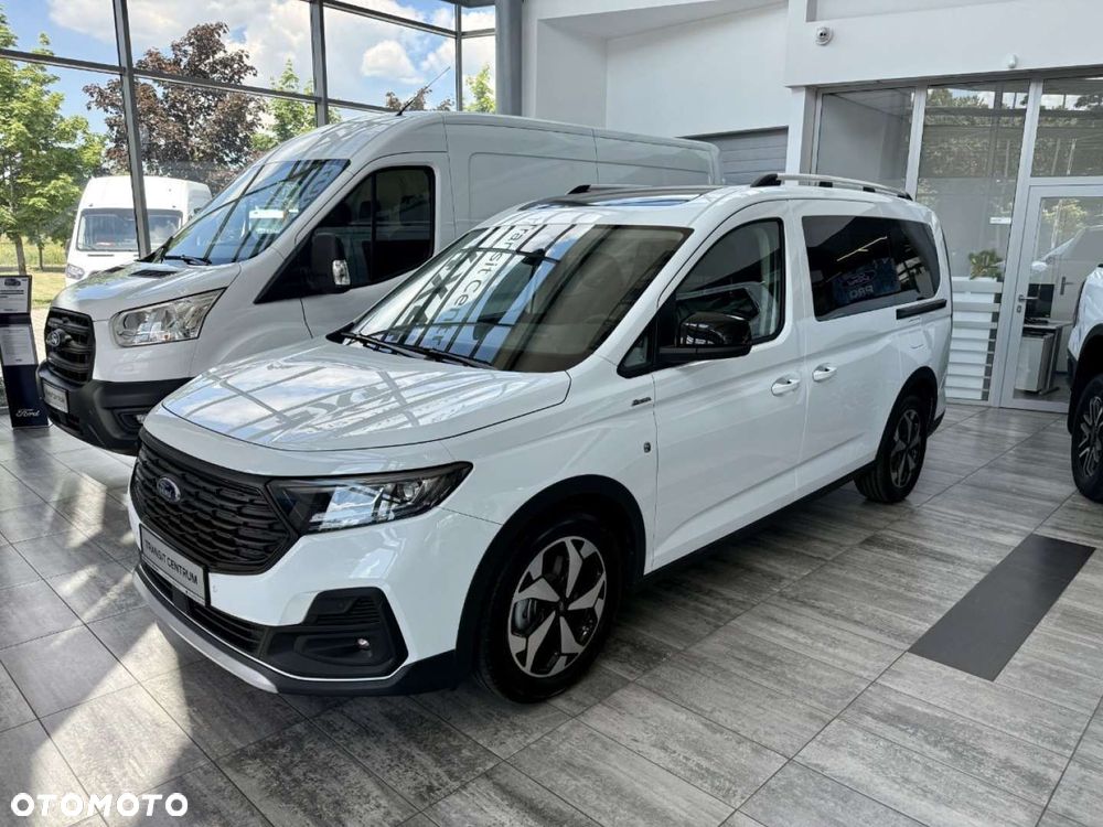 Ford Tourneo Connect Grand - 2