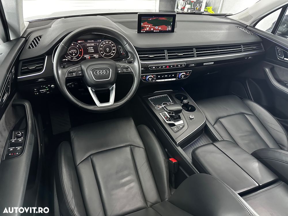 Audi Q7 - 7