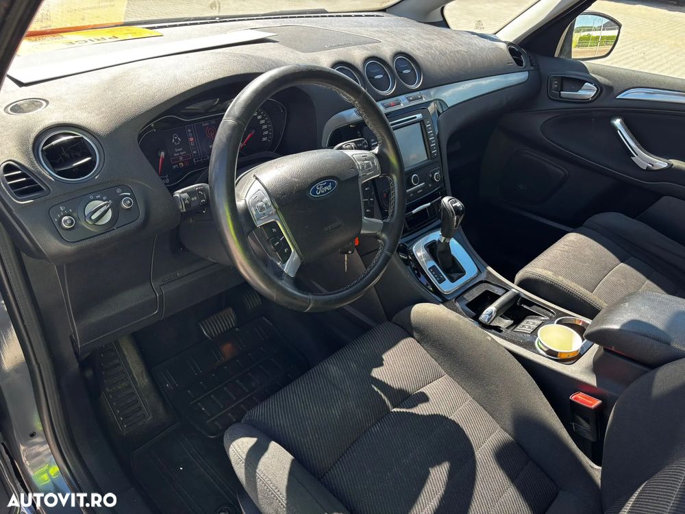 Ford S-Max 2.0 TDCi Powershift Titanium - 10