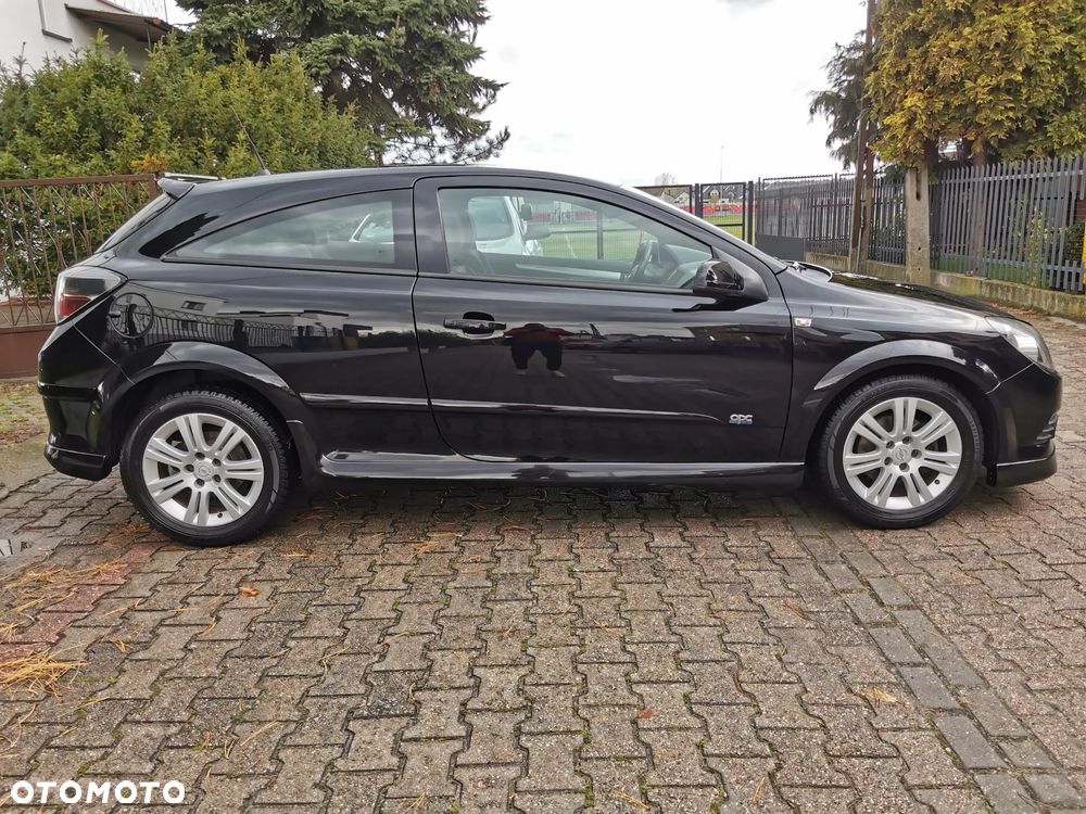 Opel Astra III GTC 1.8 Sport - 24