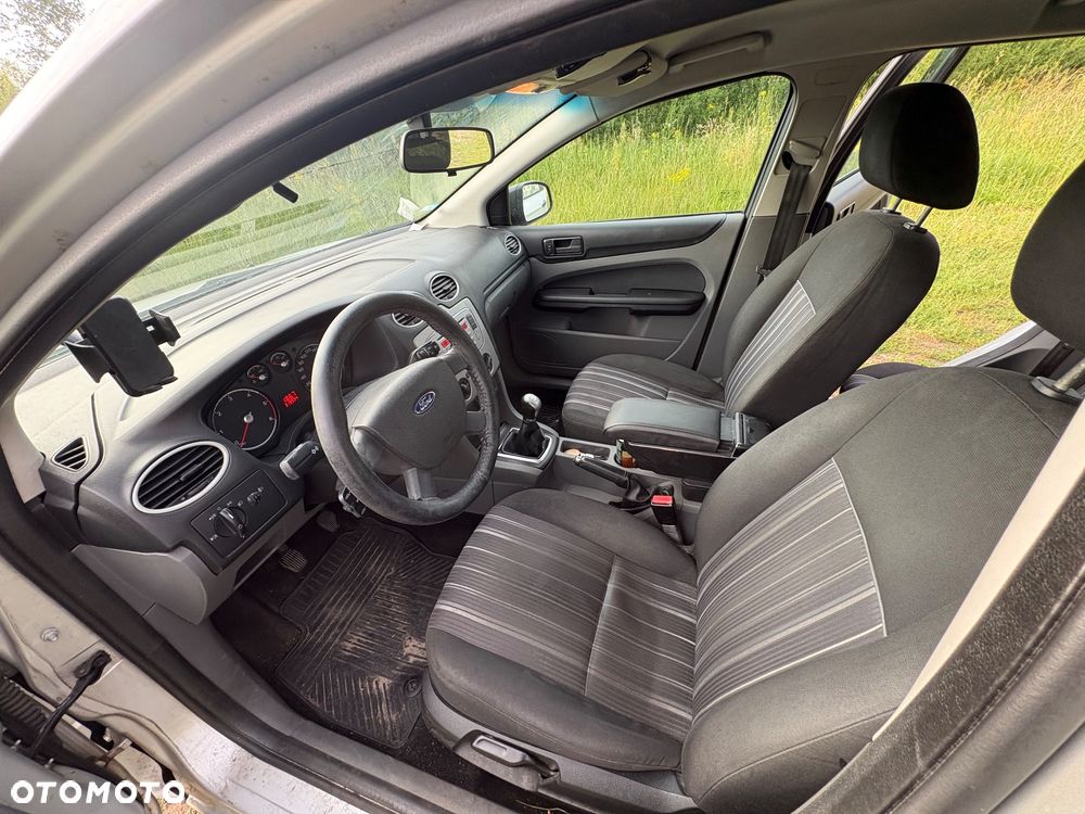Ford Focus 1.6 TDCi Ambiente - 14