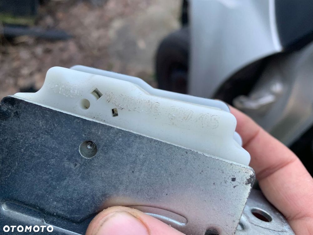 Mercedes W169 KLASA A ZAMEK KLAPY BAGAŻNIKA A1697400035 W245 EU - 2